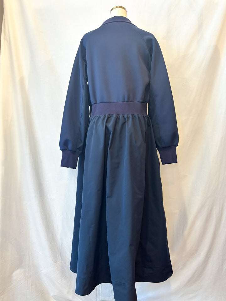 羽織としても使える◎ジップワンピース