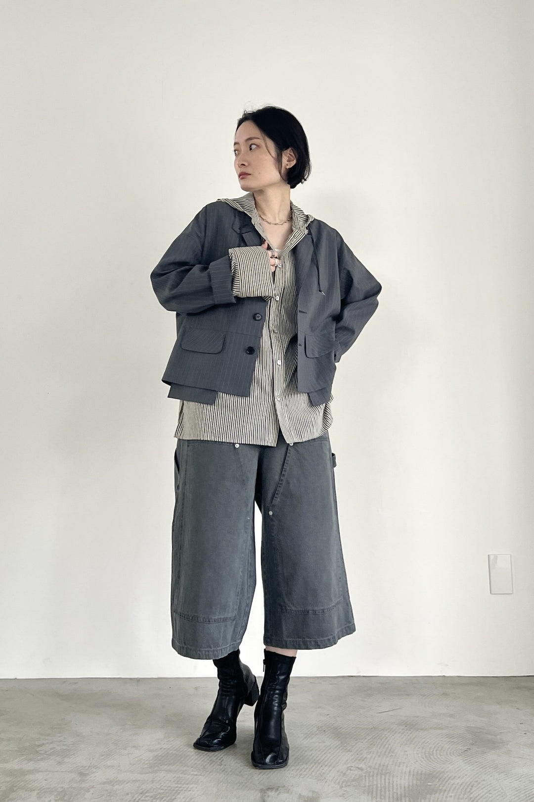 ダブルニーバミューダデニムパンツ