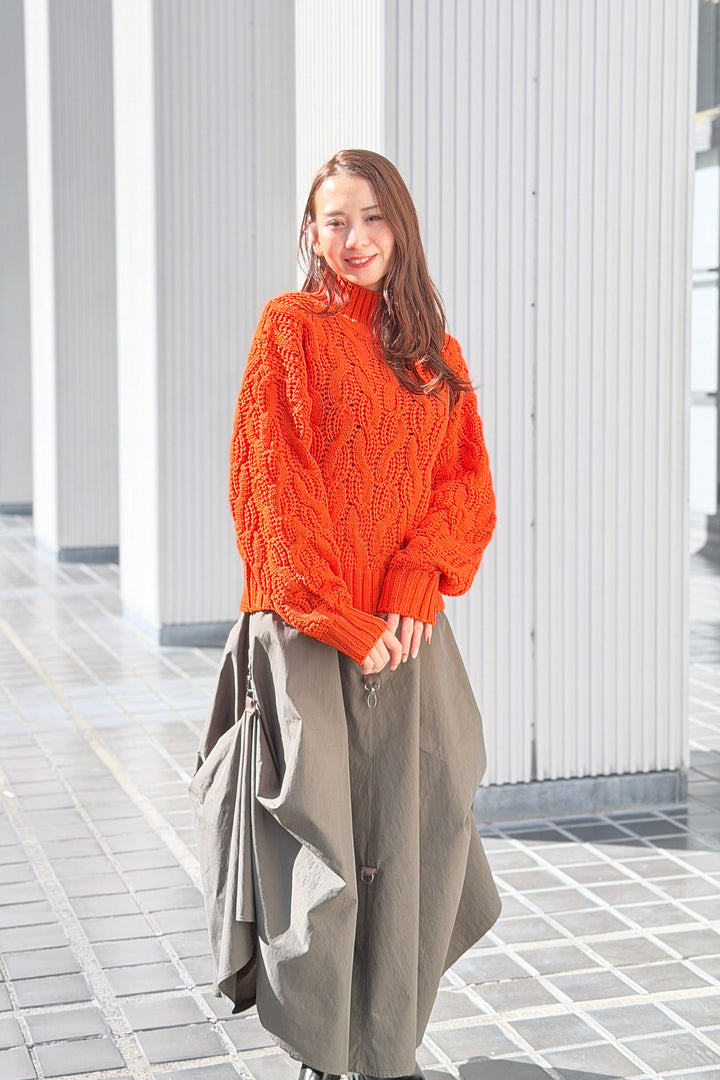 ハイネックざっくりニット