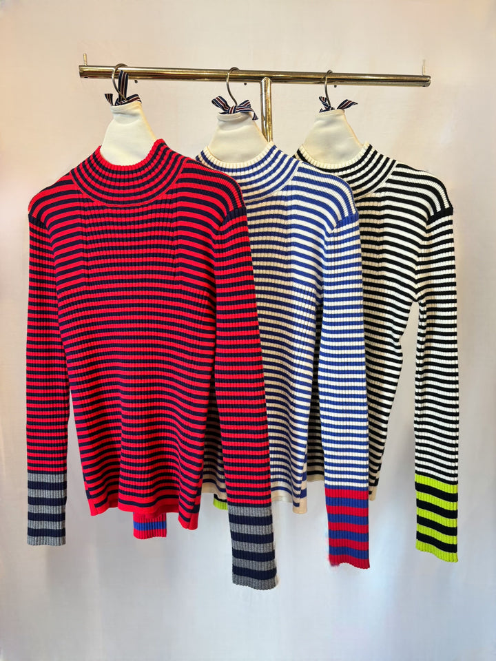 ボーダータートルニット