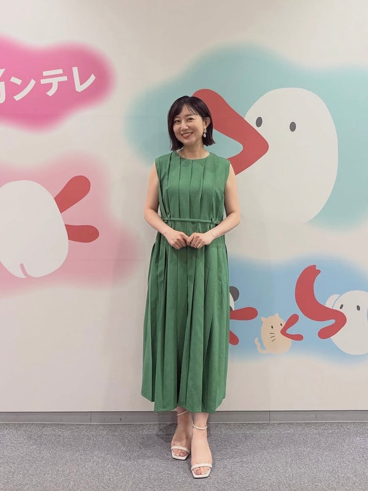 ベルト付きタックロングワンピース