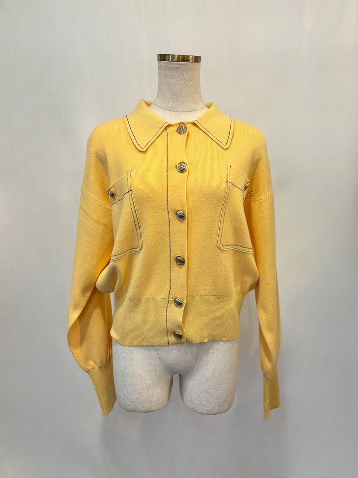 ステッチゴールドボタンニットカーデ