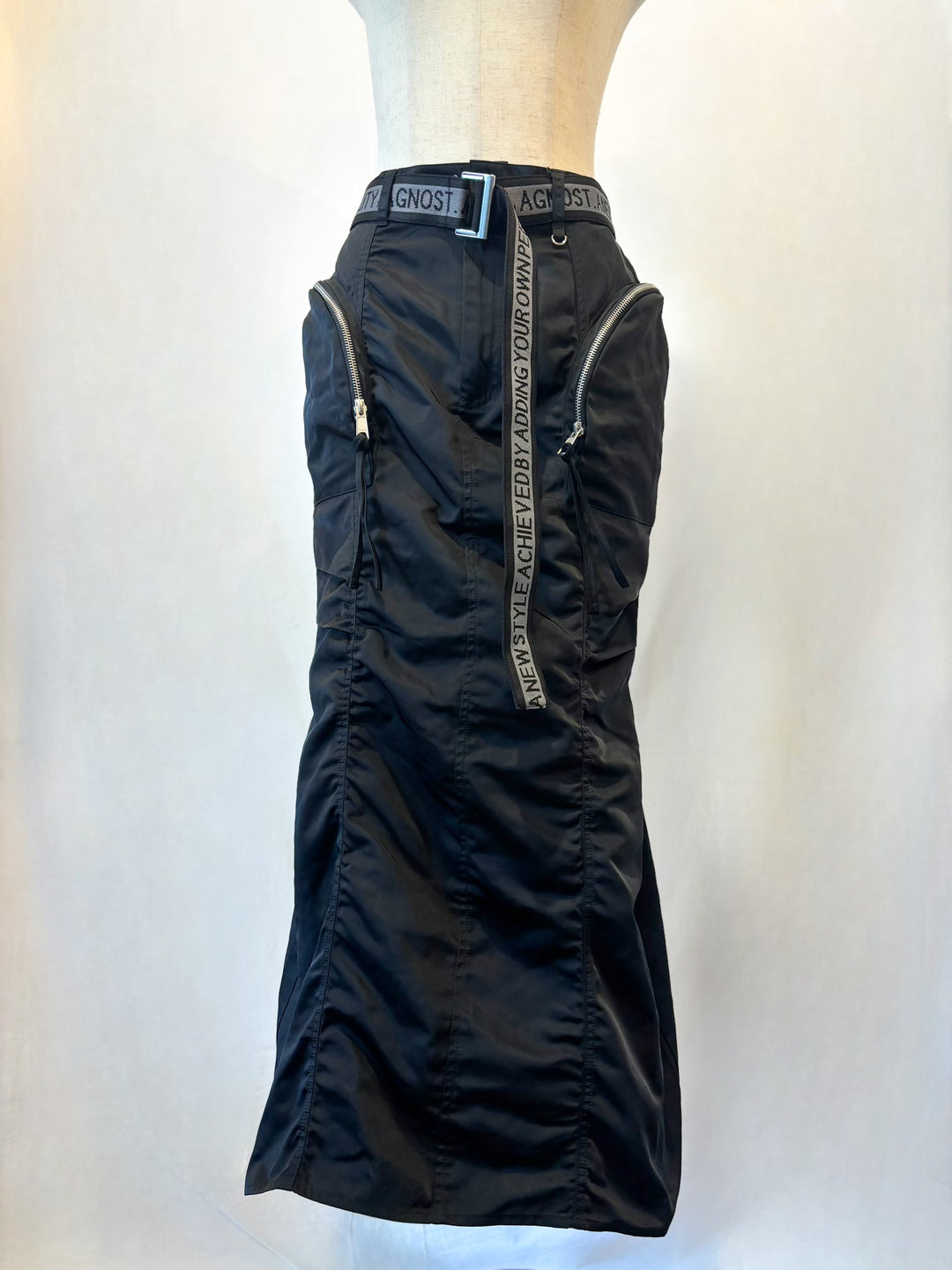 ロゴベルトタイトマーメイドスカート