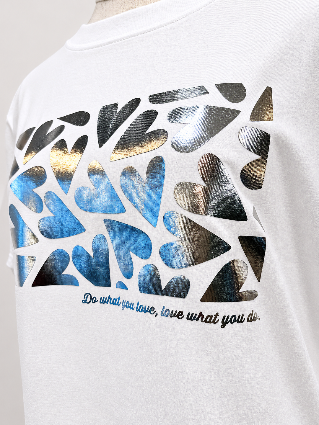 メニーハート箔プリントTシャツ