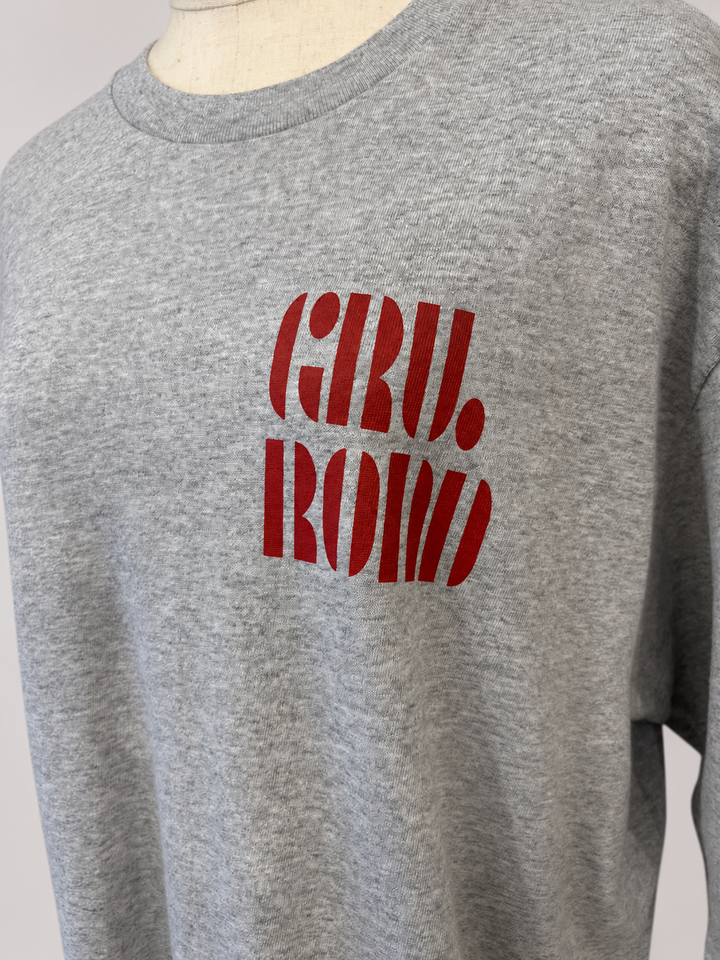サテンキャミレイヤードロゴ8分袖Tシャツ
