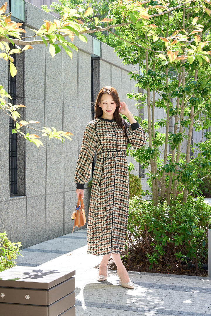 チェックワンピース