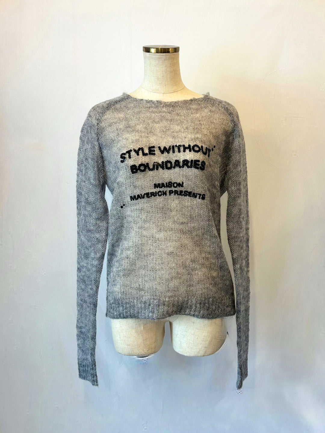 スパンコールロゴモヘアニット