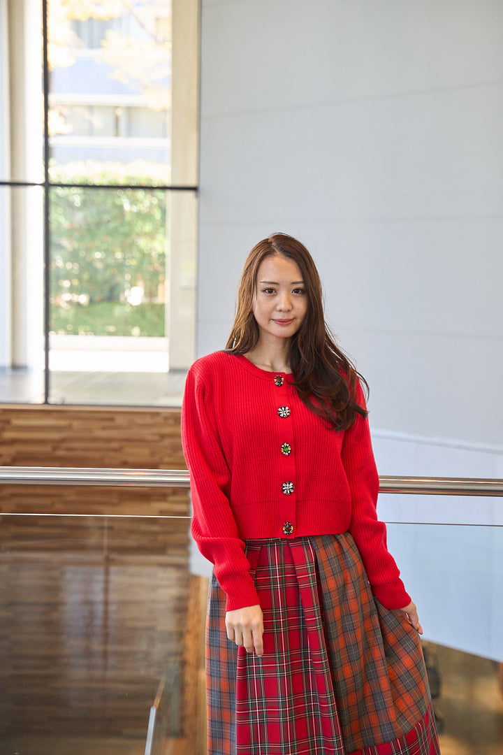 ビジューボタンカーディガン