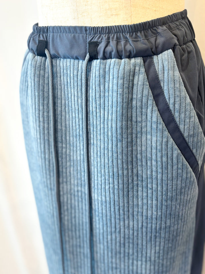 シアーヘムコーデュロイスカート