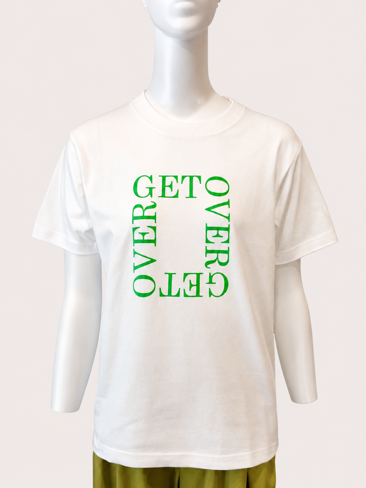 スクエアロゴTシャツ