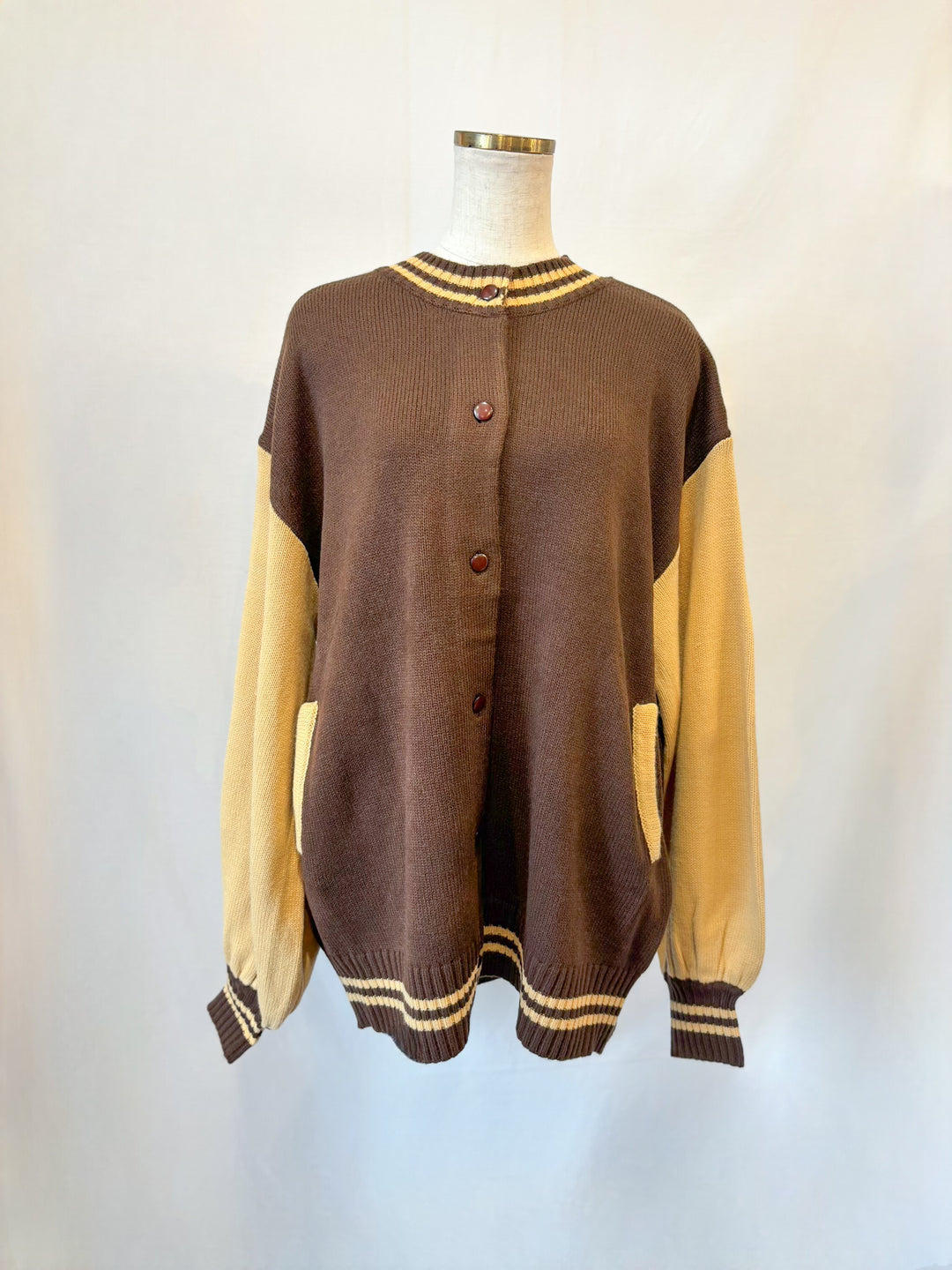 ニットスタジャン