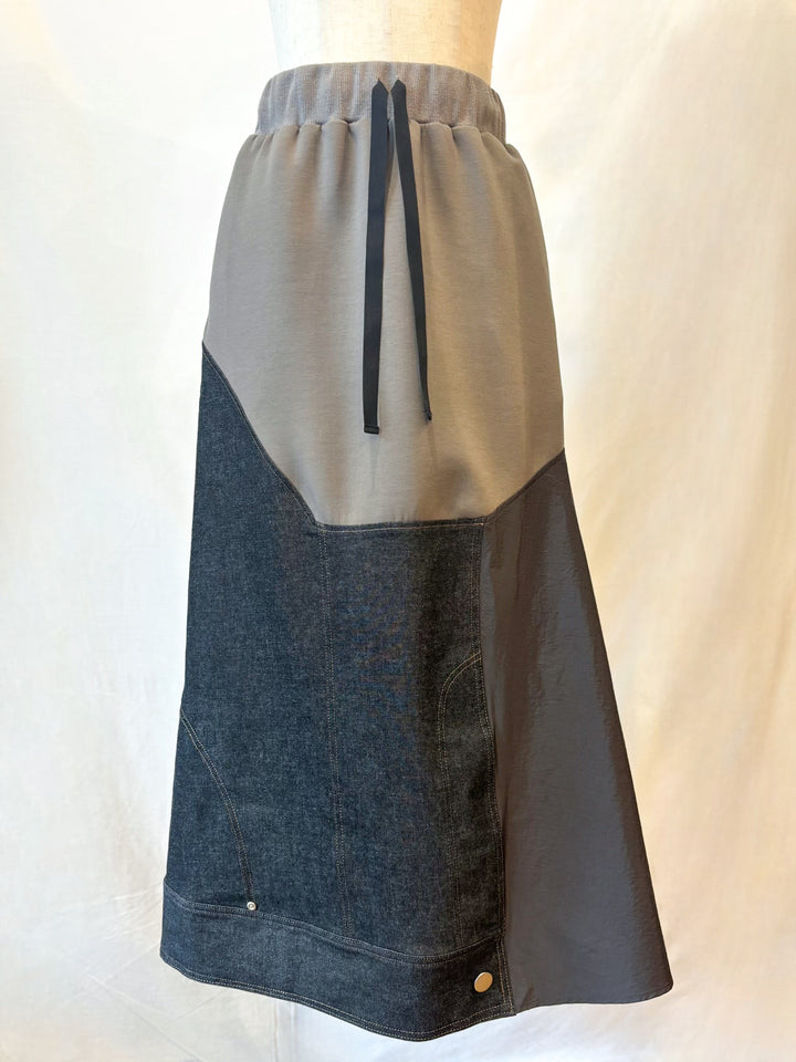 ドッキングデザインスカート