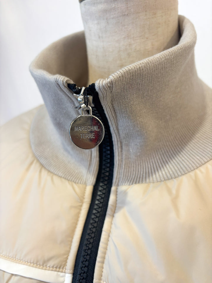 ショートブルゾン