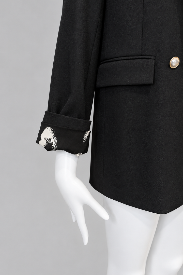 プリント裏地ダブルテーラードジャケット