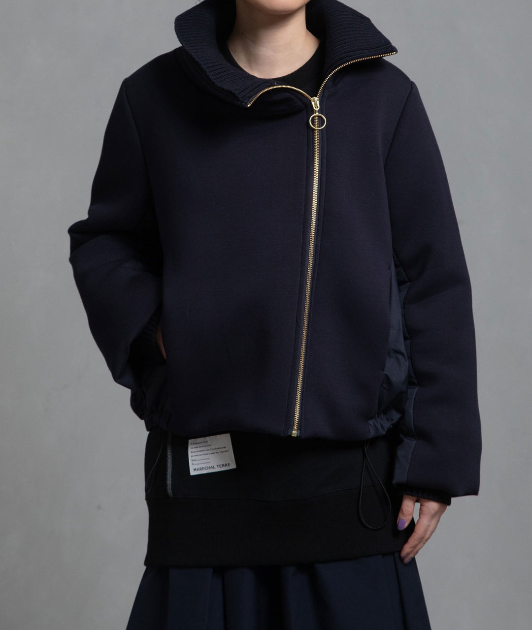 スタンドカラーダウンブルゾン