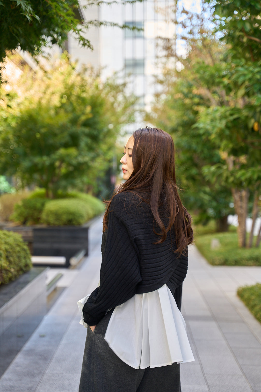 リブハイネックショート丈ニット