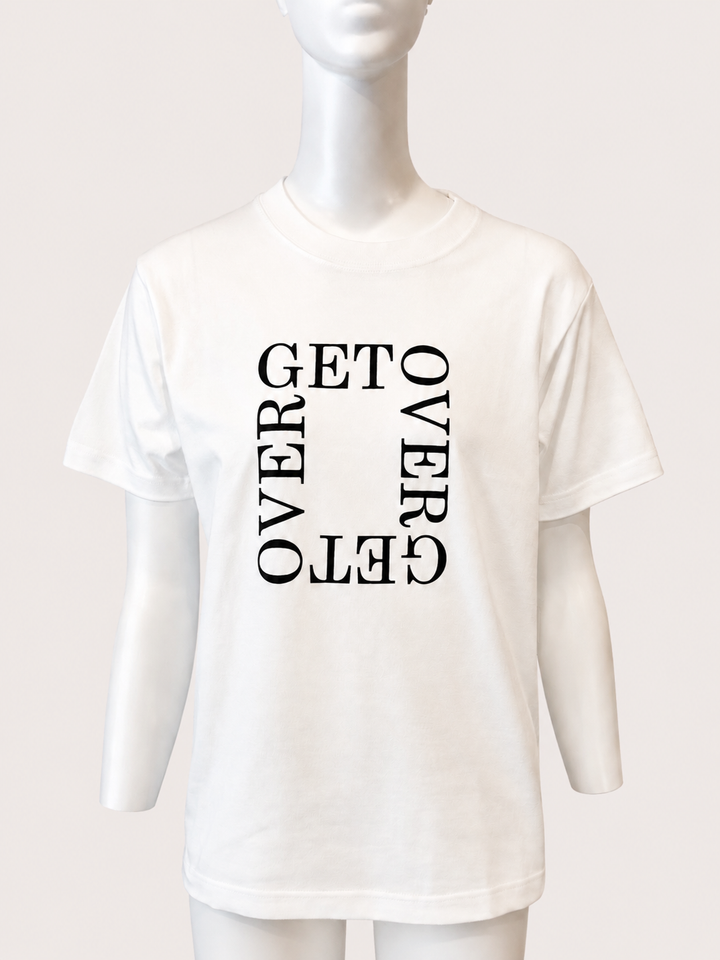 スクエアロゴTシャツ