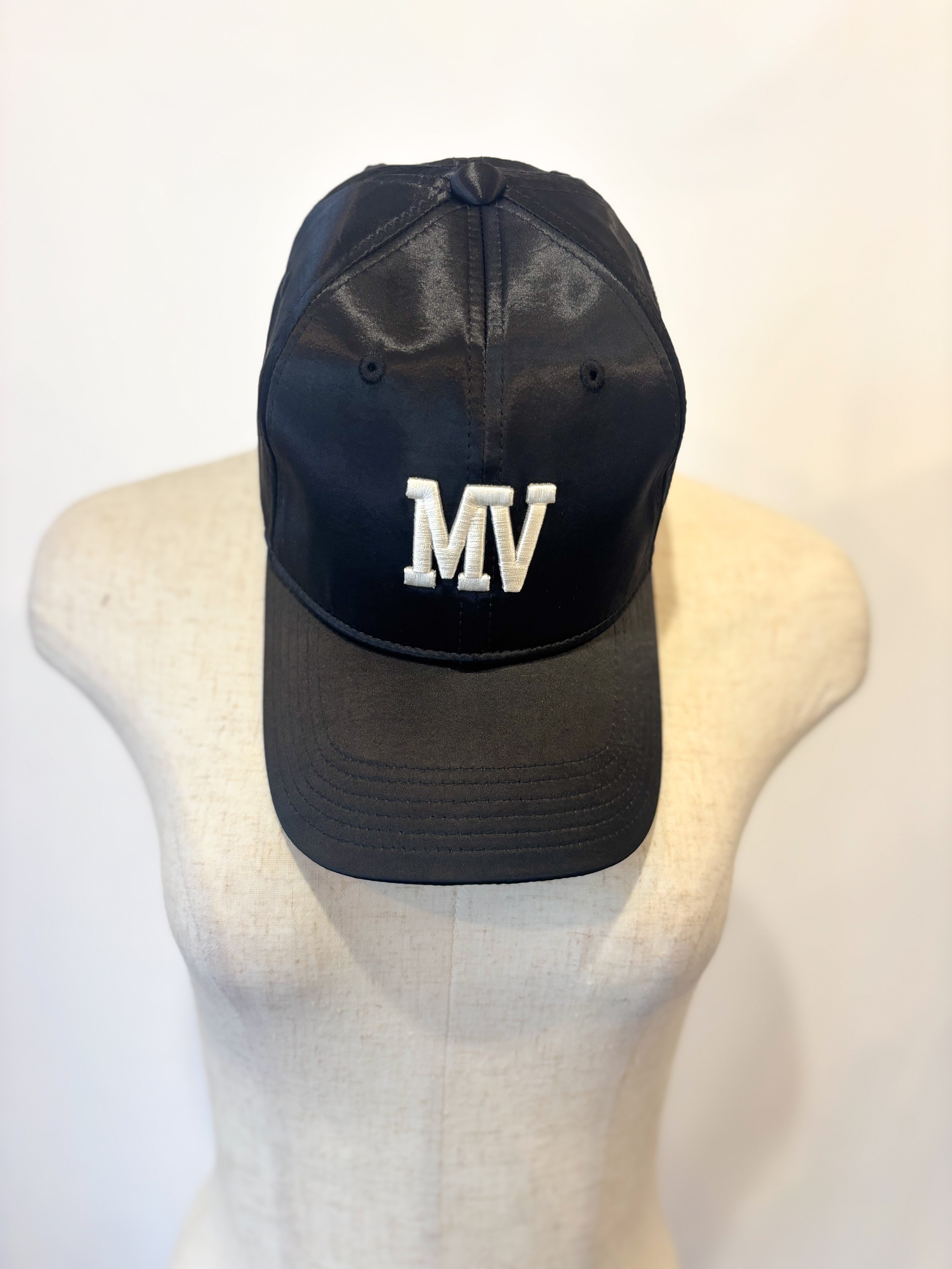 サテン調MVキャップ – DOS DIOSAS
