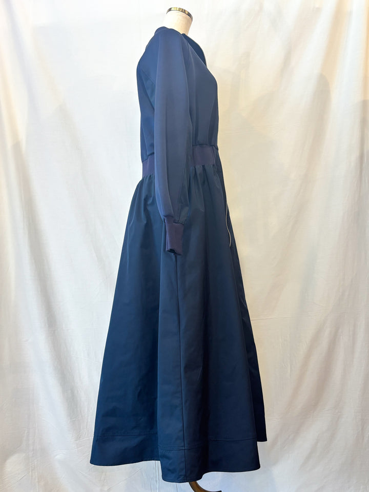 羽織としても使える◎ジップワンピース