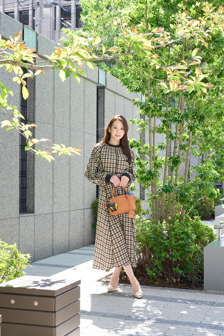 チェックワンピース