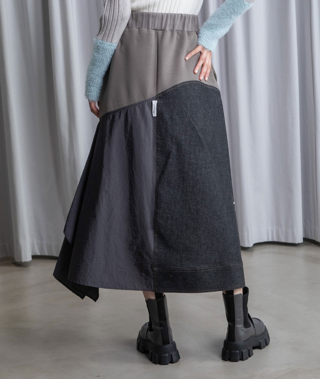 ドッキングデザインスカート