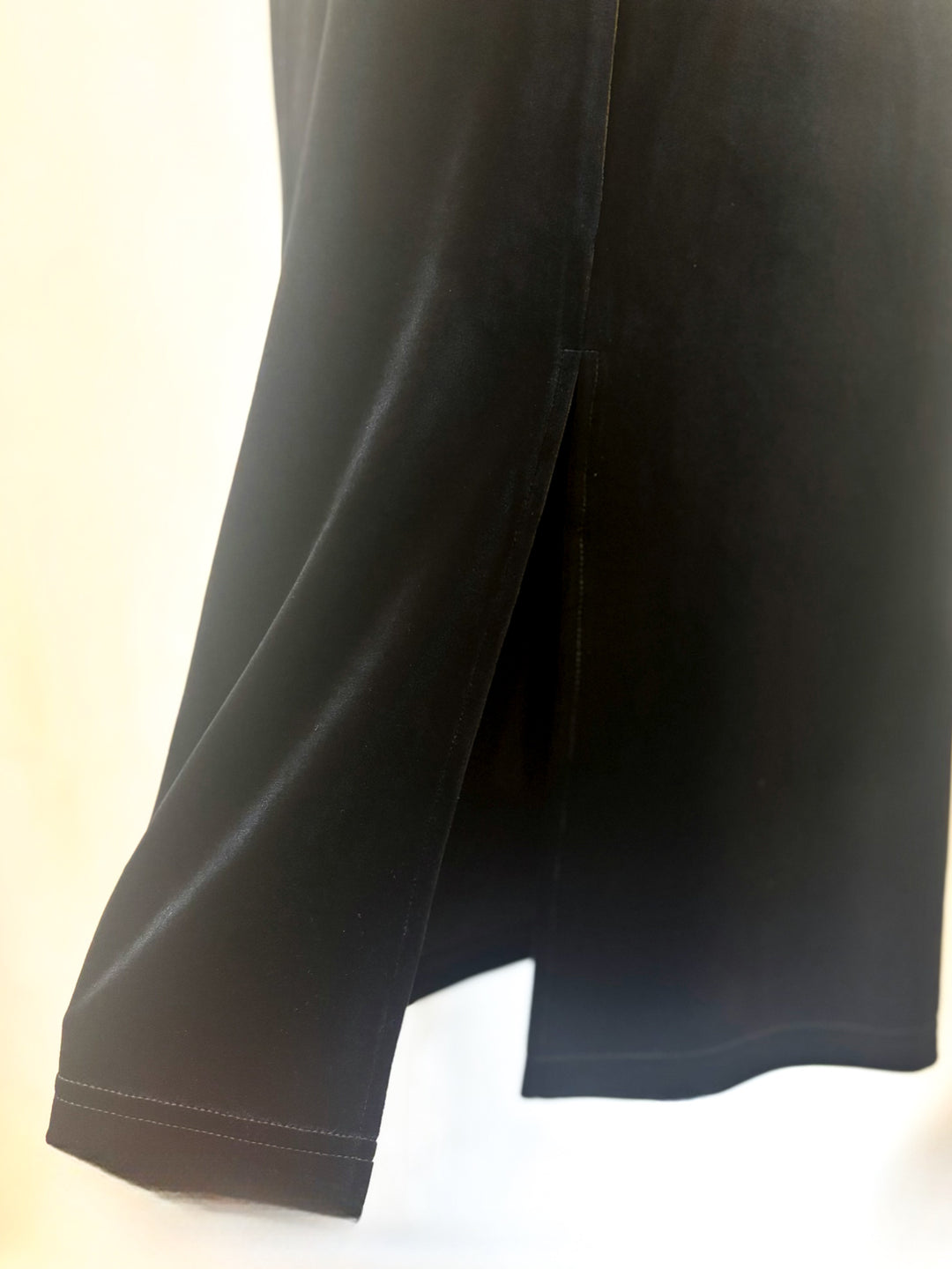 リュクスベロアタイトスカート