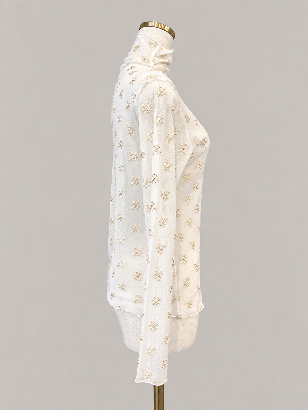 小花刺繍シアーハイネックトップス