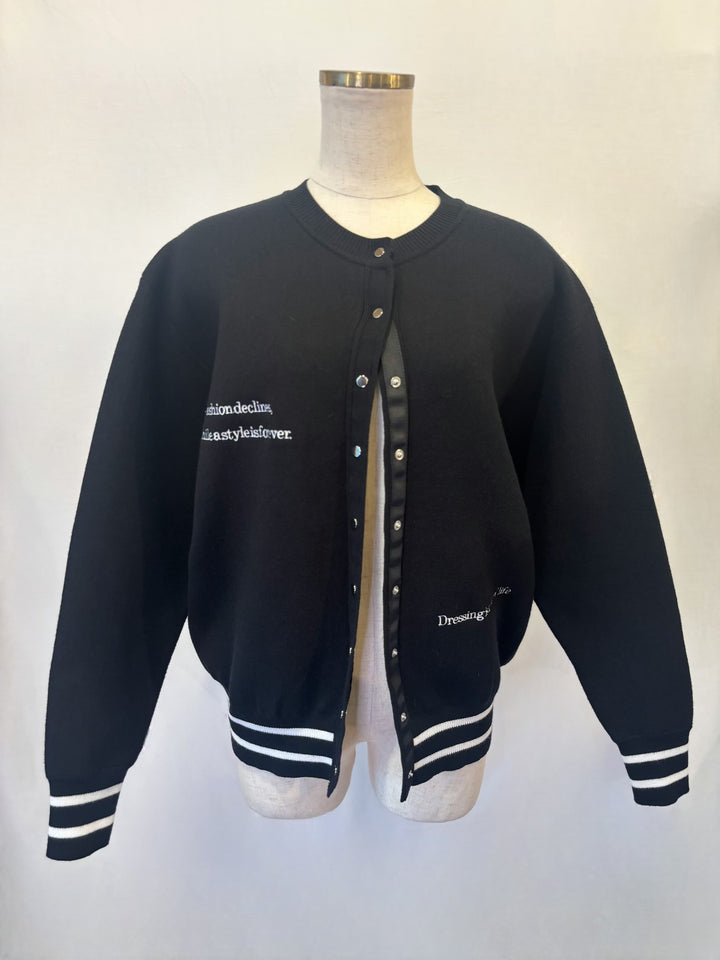 ニットロゴブルゾン