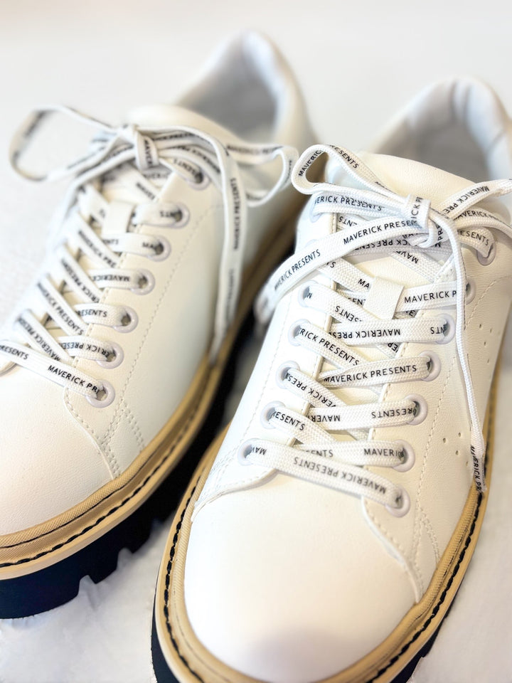 ロゴレースアップシューズ