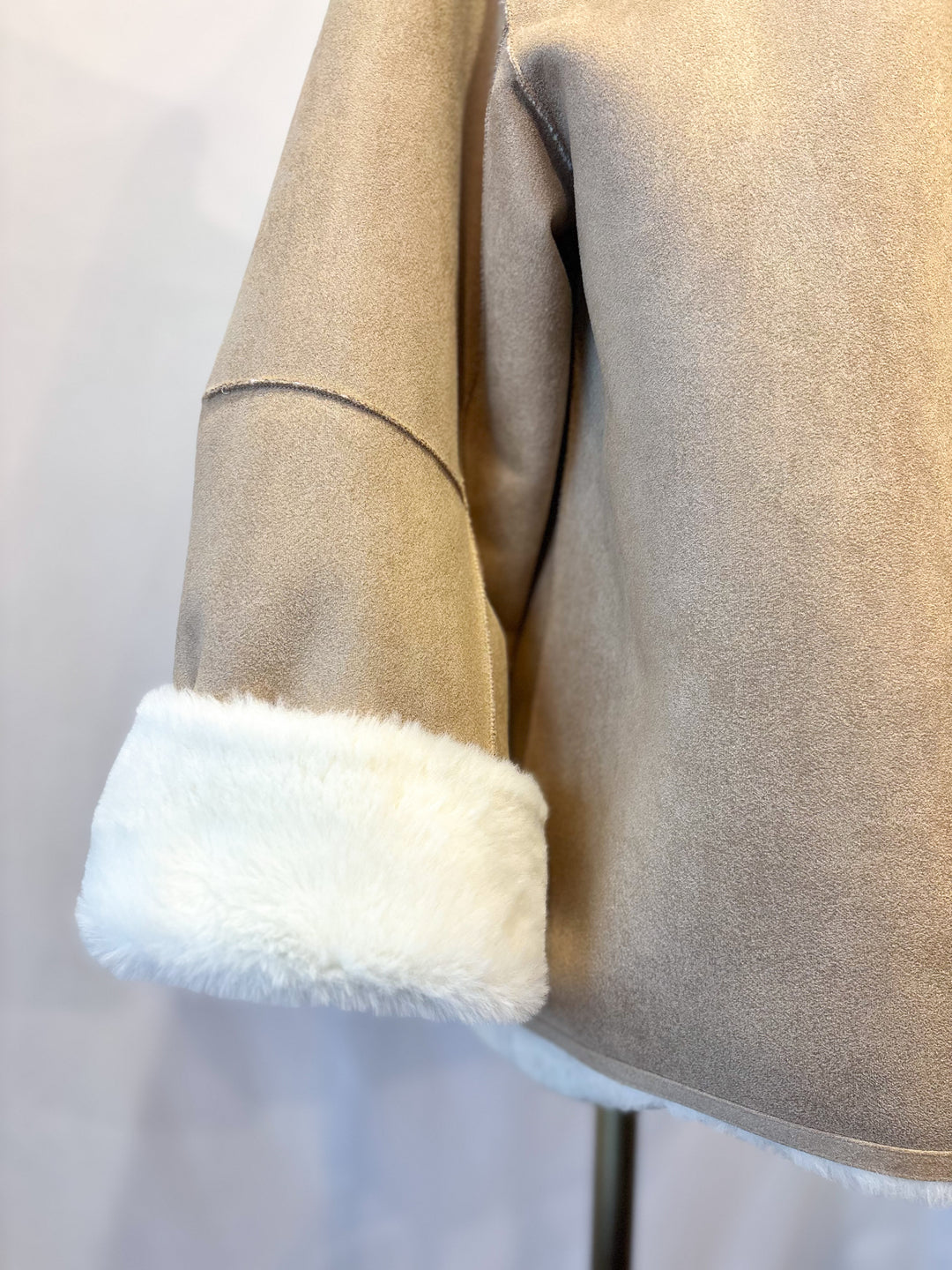 エコムートンリバーシブルミドルコート