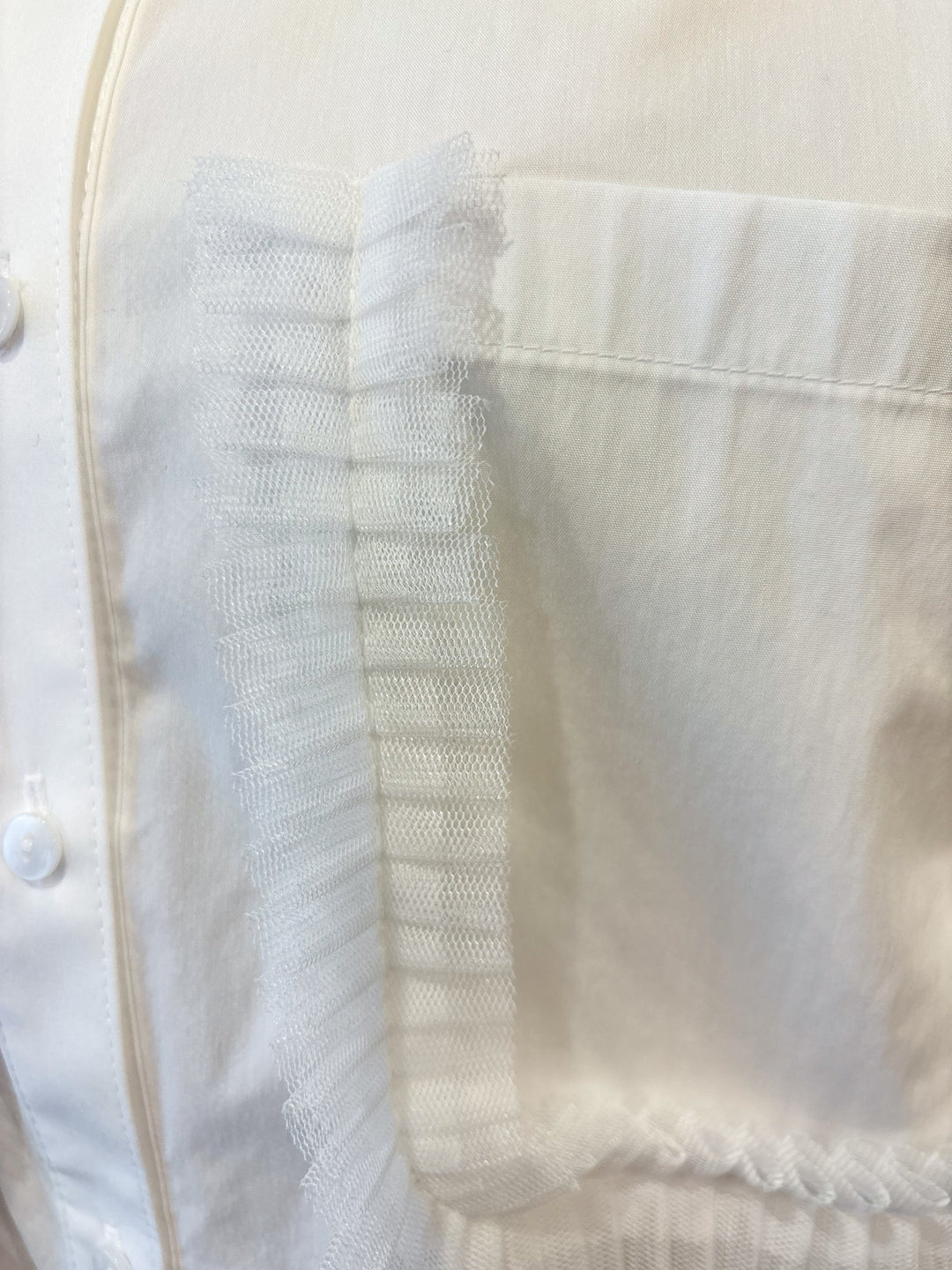 ポケットフリルデザイン大人可愛いブラウス