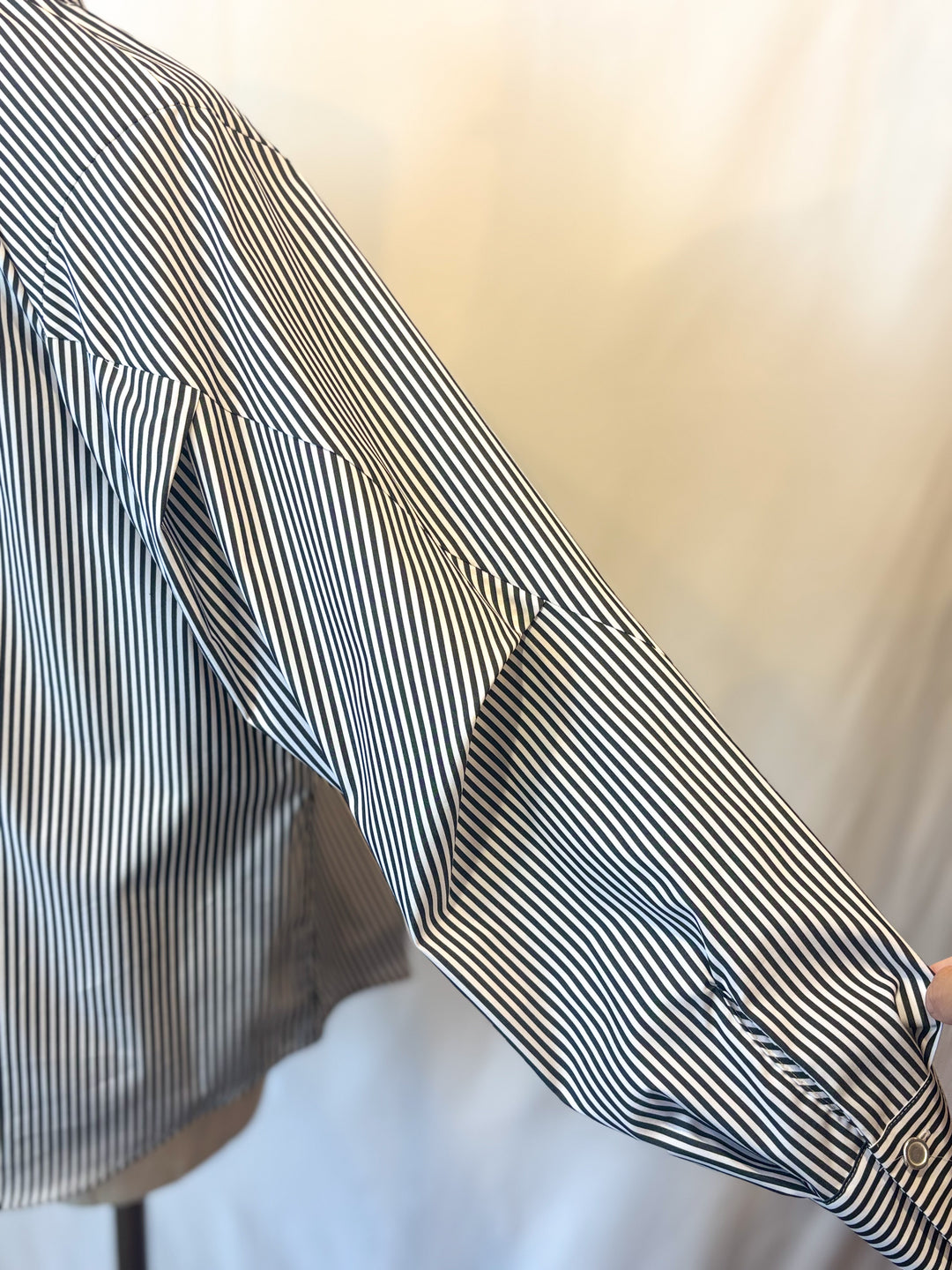 フリルカラーストライプシャツブラウス