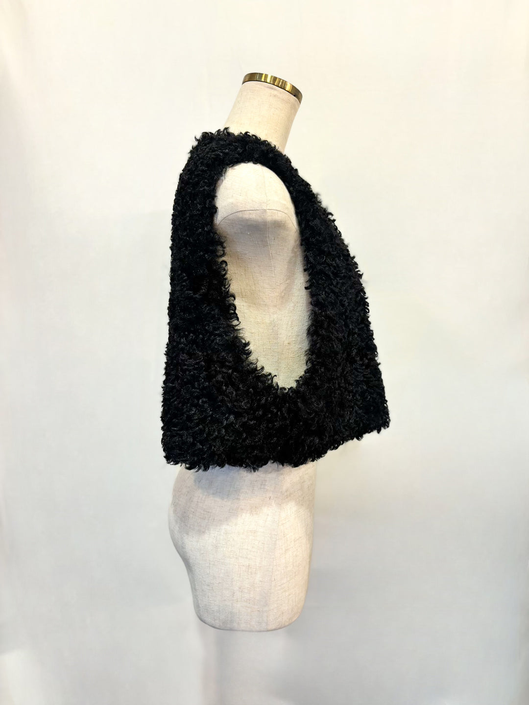 ショートボアベスト