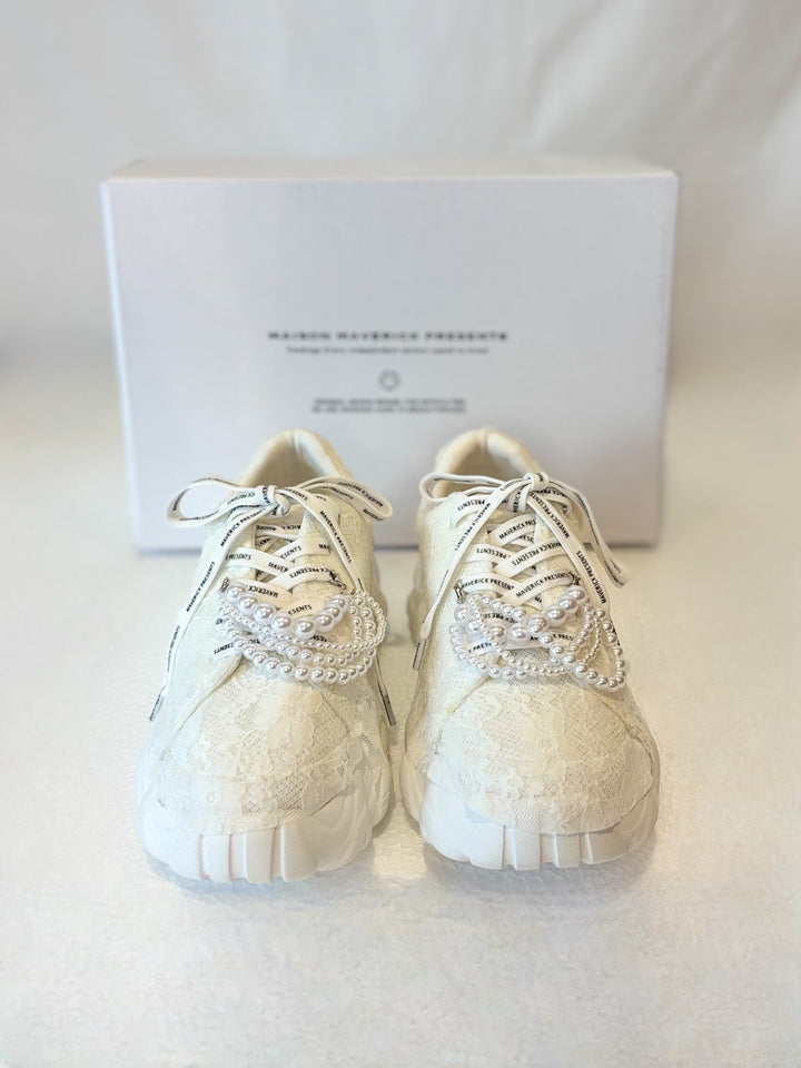 パール&レーススニーカー