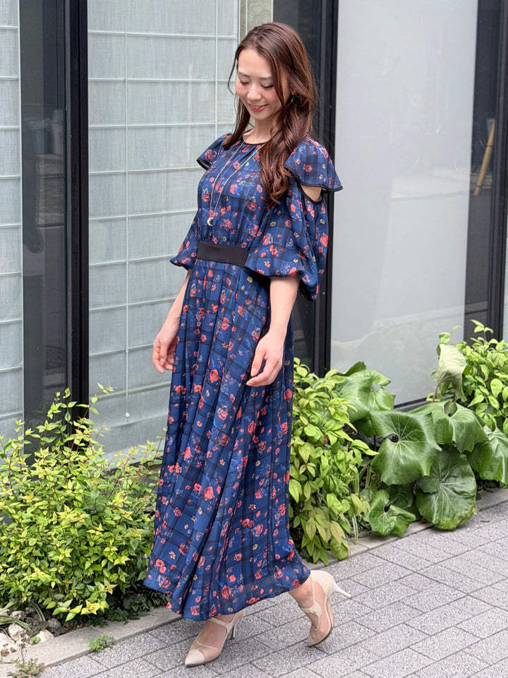 ロングフラワーワンピース