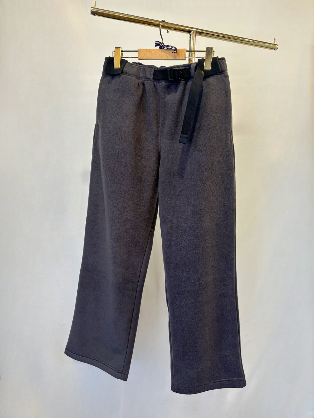 ウォームベルトパンツ