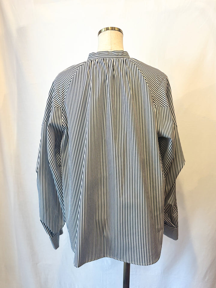 フリルカラーストライプシャツブラウス