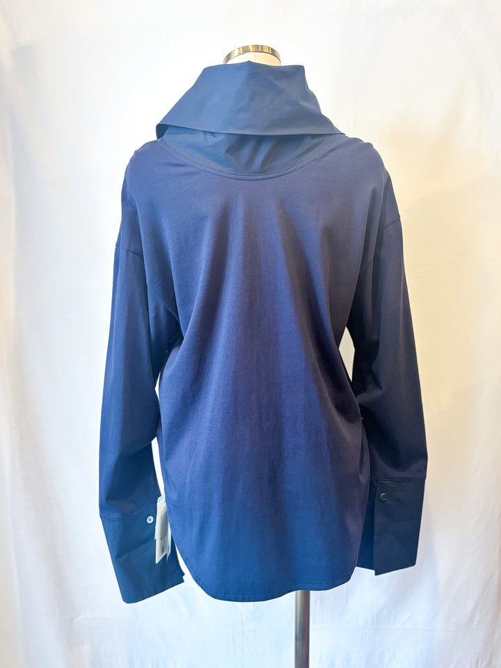 前後着用可能なダブルフェイスカラーカットソー