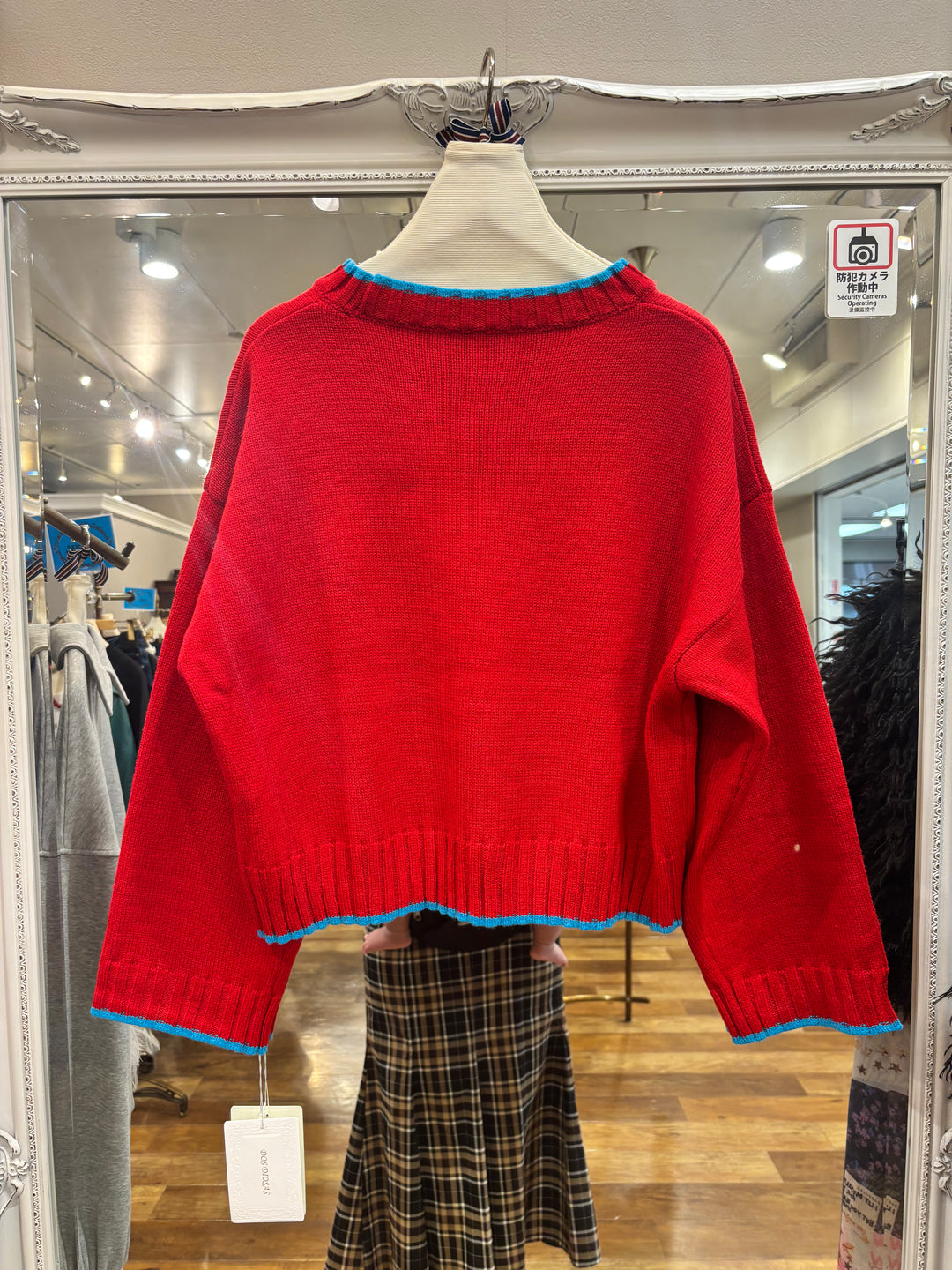 ハート刺繍ニット