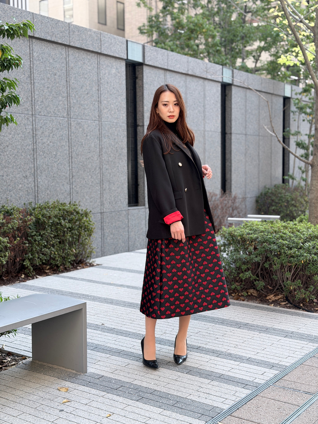 裏地カラーが映えるジャケット