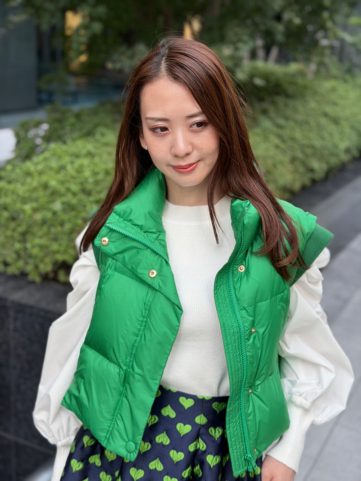 ショートダウンベスト