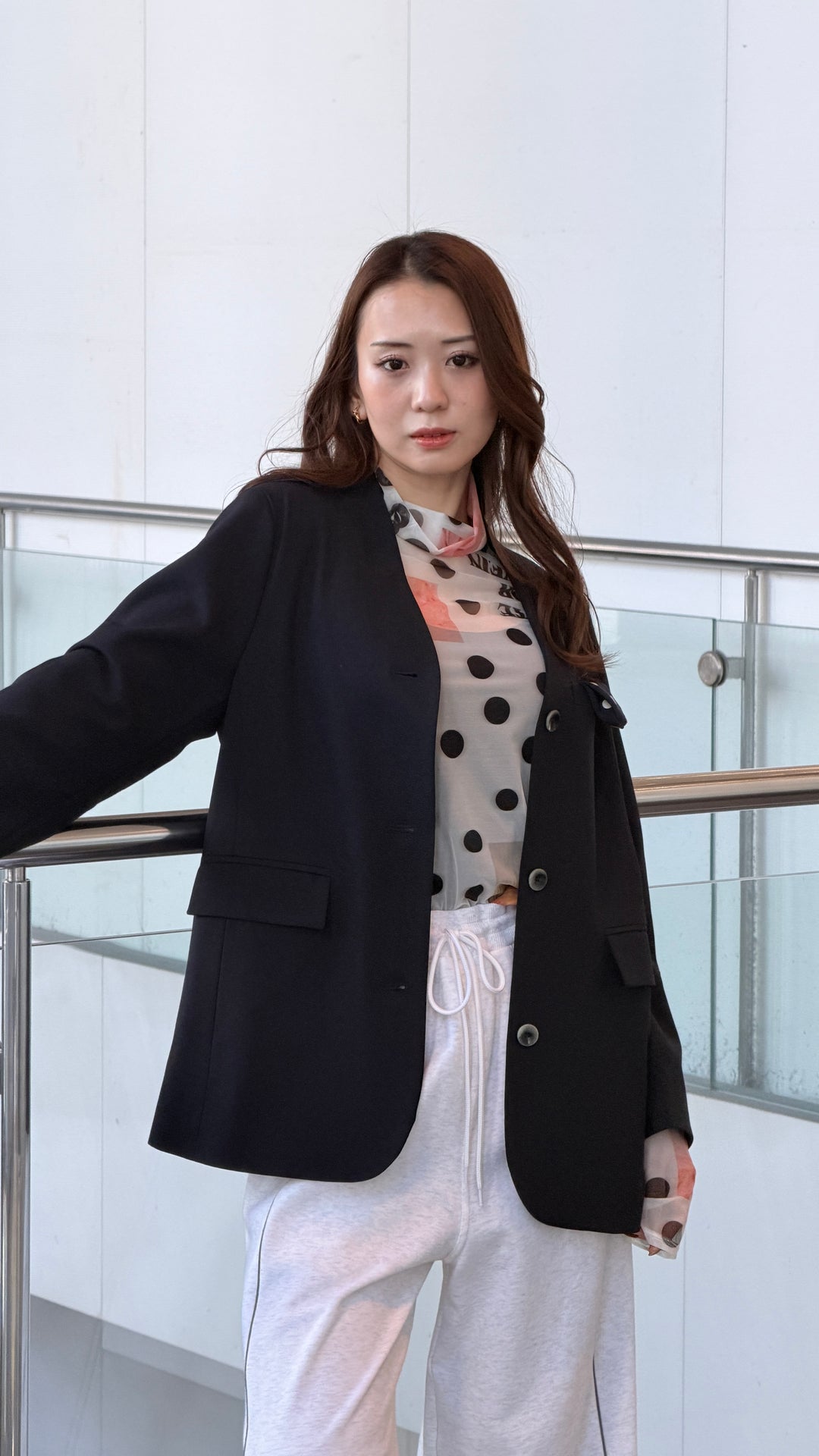 チュールタートルトップス