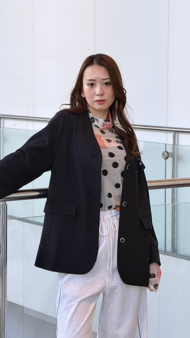 チュールタートルトップス