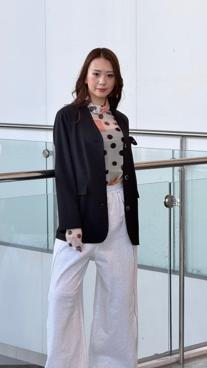 チュールタートルトップス