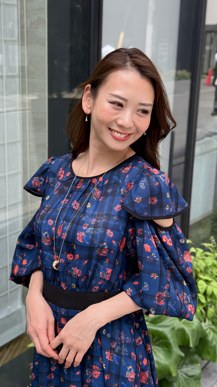 ロングフラワーワンピース