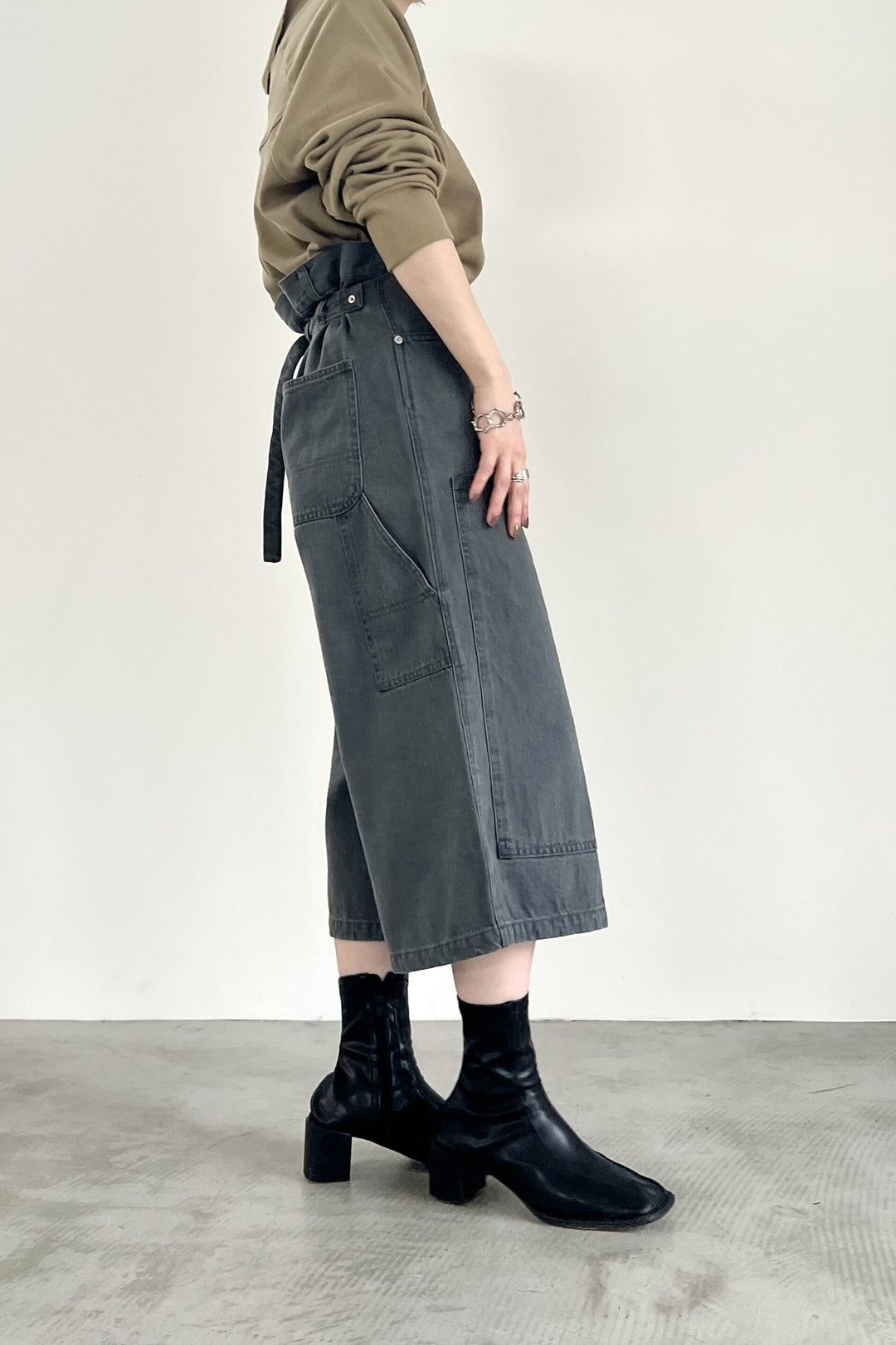 ダブルニーバミューダデニムパンツ