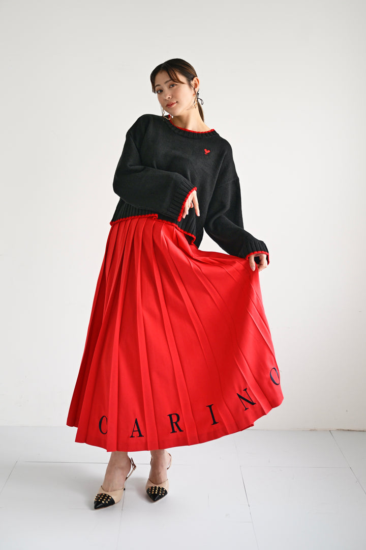 刺繍プリーツスカート